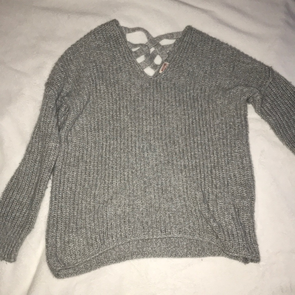 grey sweater